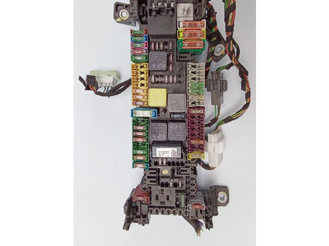 Блок предохранителей SINREF Mercedes-Benz A W176