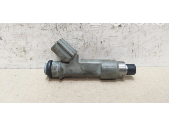 Vstřikovač 232500Q030, 232500Q030 Toyota Yaris 1KR-FE