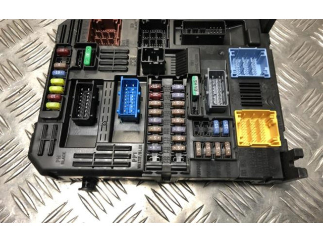   Pojistková skříňka 1681050580, 1681050580   Citroen Berlingo 2023