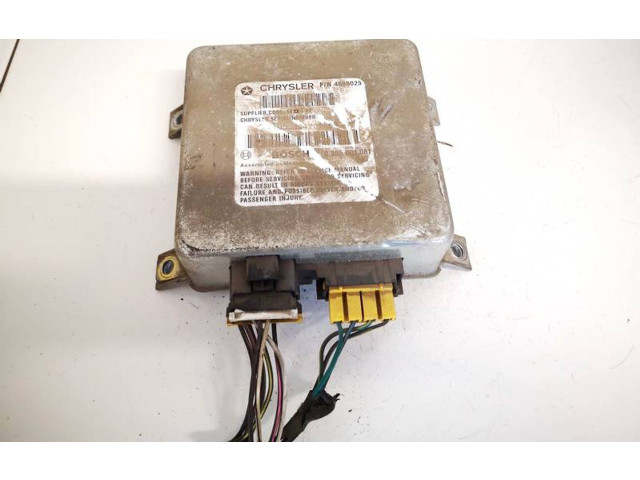 Блок подушек безопасности 4688025, 0285001081   Chrysler Town Country II