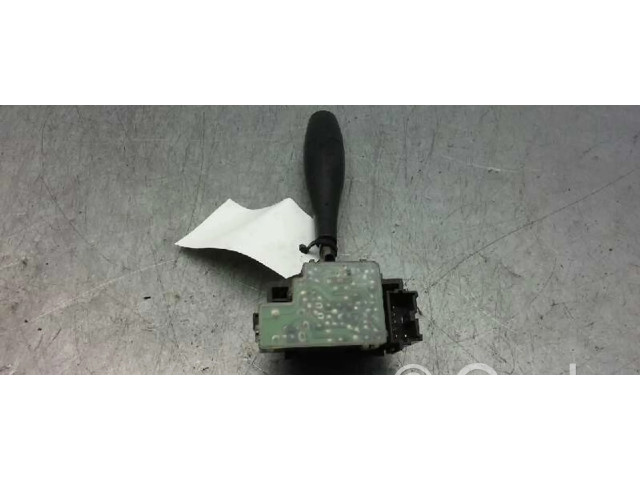 Ручка стеклоочистителей    Mitsubishi Galant