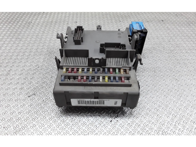 Pojistková skříňka 8200004201E Renault Espace IV 2003