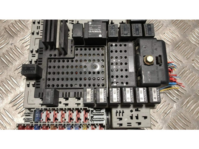 Pojistková skříňka 9452772, 9452773 Volvo V70 2000