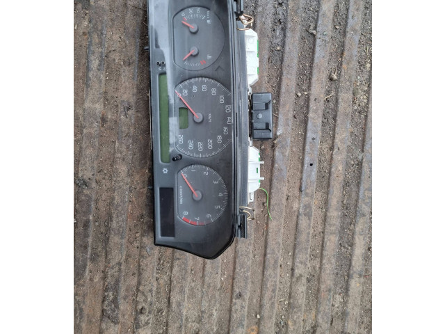 Панель приборов 9451530 Volvo C70