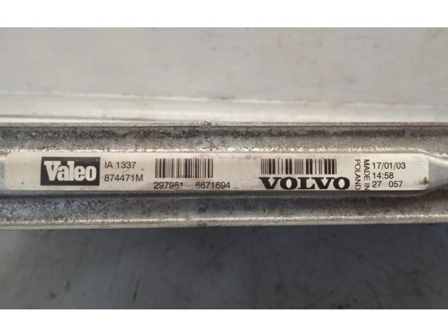 Интеркулер 8671694 Volvo S60