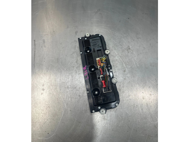 Блок управления климат-контролем    Volkswagen Golf Plus