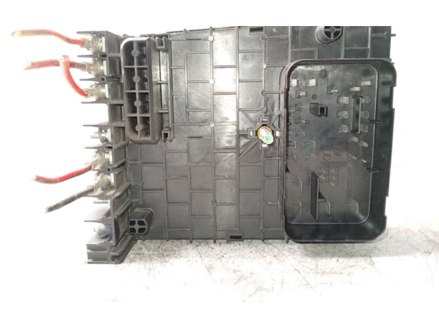 Pojistková skříňka 3C0937125A Volkswagen PASSAT 2014