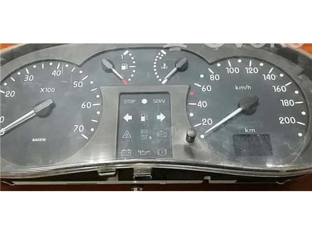 Přístrojová deska  Renault Kangoo I 2001 P8200095393A, 216717653  