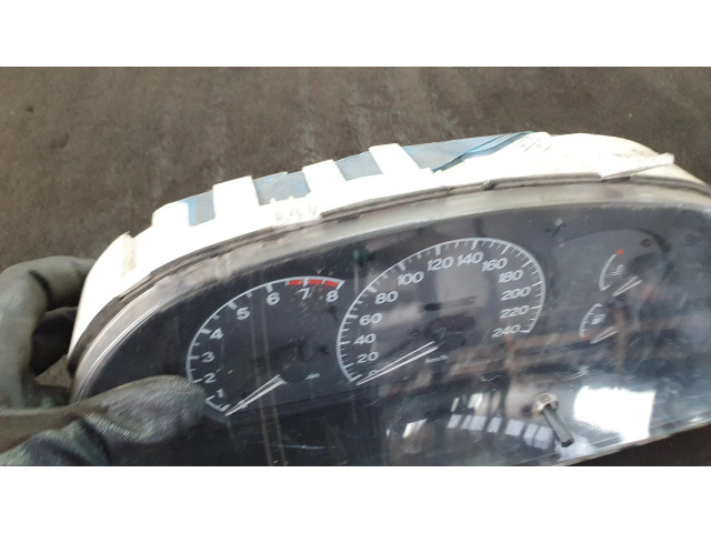 Панель приборов MB899942, 758580 Mitsubishi Colt