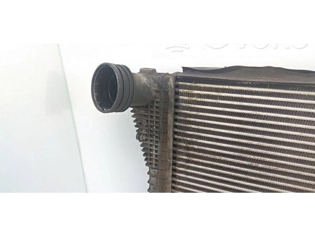 Интеркулер 1K0145803E Volkswagen Caddy