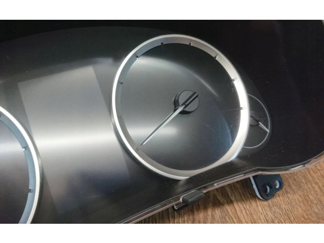 Přístrojová deska Lexus IS III XE30 2015