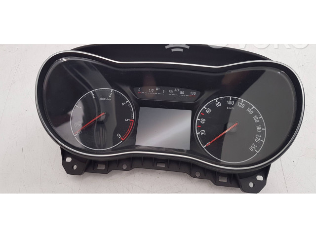 Přístrojová deska Opel Zafira C 2015 39129412