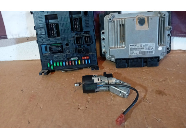 Комплект блоков управления    Peugeot Partner