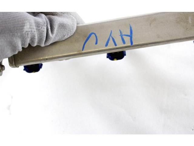 Vstřikovač 353402B010 Hyundai i30