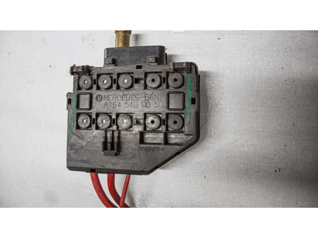 Блок предохранителей a1645400050 Mercedes-Benz R W251