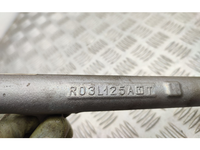 Топливная рампа 03L130089B   Skoda Fabia Mk2 (5J)   для двигателя CAYB