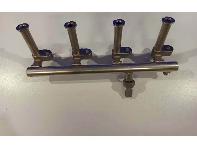 Топливная рампа 31410835, 31336652   Volvo XC90   для двигателя B 4204 T27