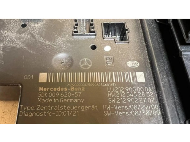 Pojistková skříňka 2125452832, 5DK00962057 Mercedes-Benz E W212 2010