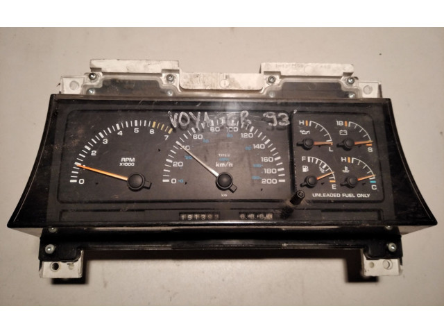 Панель приборов 4437589, 4437762 Chrysler Voyager