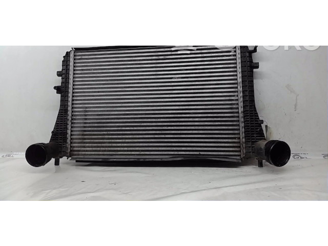 Радиатор интеркулера 1K0145803CD Volkswagen Golf VI