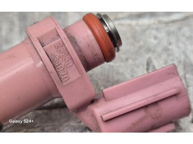 Vstřikovač 2325031070 Lexus GS 300 350 430 450H