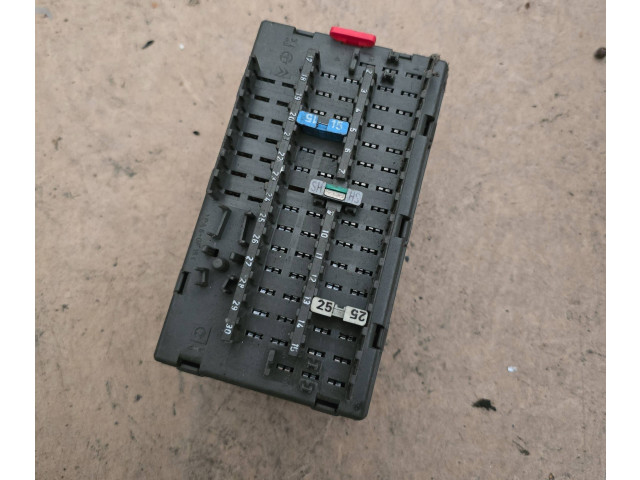 Блок предохранителей  9627368680   Peugeot 306    