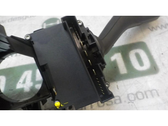 Ручка поворотов/ фонарей