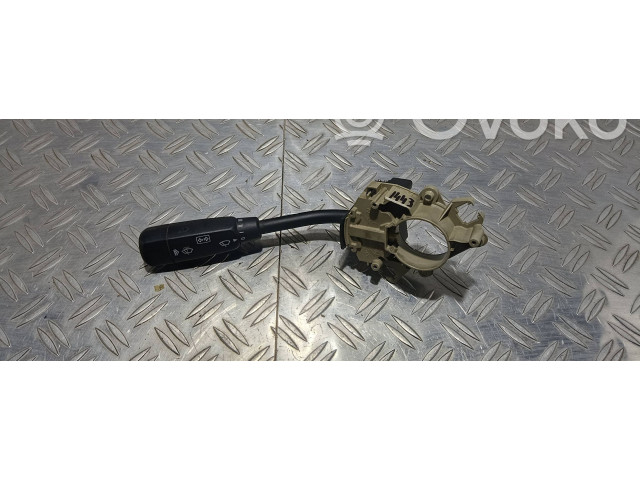 Ручка стеклоочистителей 2035450010   Mercedes-Benz C W203