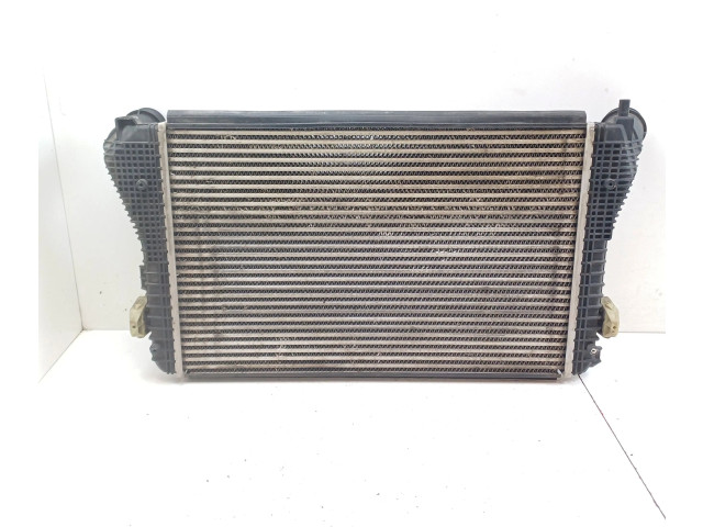 Интеркулер 1K0145803BM Volkswagen Caddy