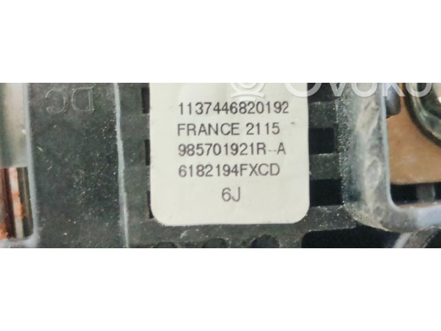 Подушка безопасности водителя 985701921R   Renault Scenic III -  Grand scenic III