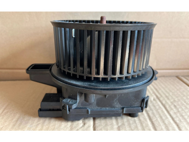 Вентилятор печки    4M1820021C   Audi A5