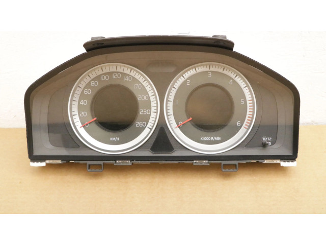 Панель приборов 31327582, 31327582 Volvo V70