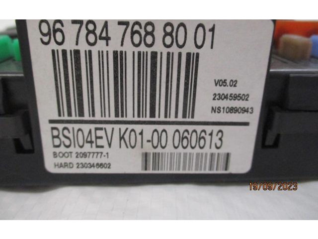 Pojistková skříňka Peugeot RCZ 2014