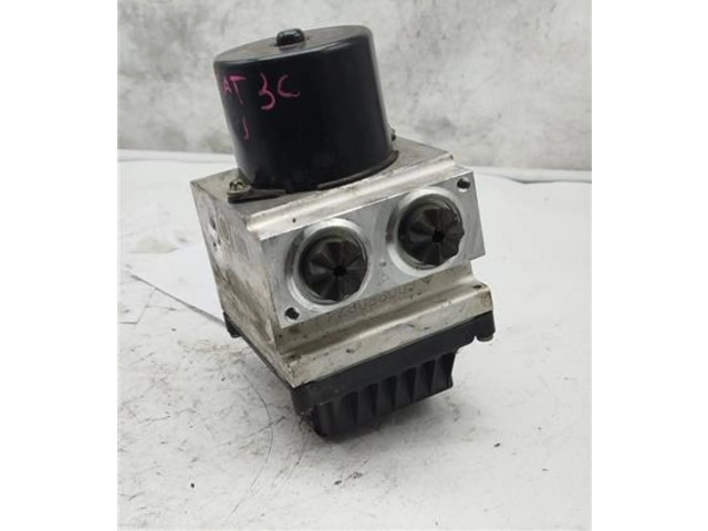 Блок АБС    Volkswagen  Passat Alltrack   -  года