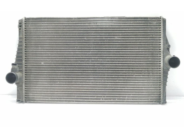 Интеркулер  30748808   Volvo XC90 