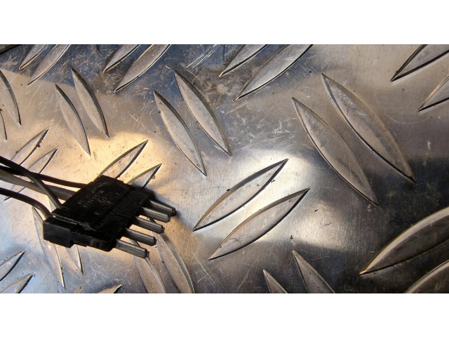 Zpětné zrcátko pravé Mercedes-Benz A W168 2003 1688100216