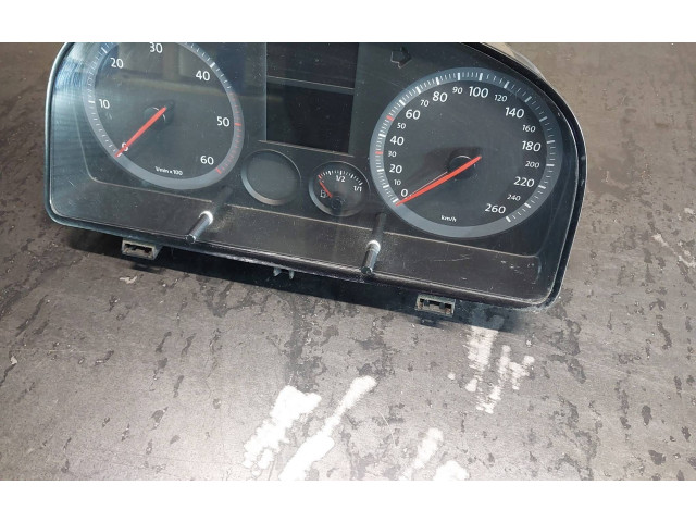 Панель приборов 2K0920842A Volkswagen Caddy