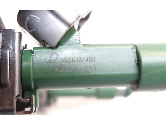 Топливная рампа 175204021R   Renault Clio V  