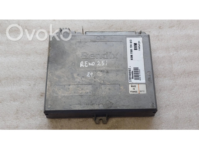 Řídící jednotka S101108102A Renault 25 1992