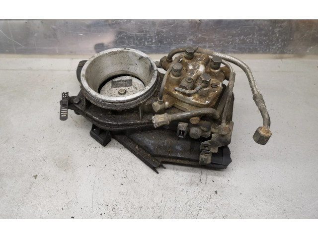 Топливная рампа 0438121011, 026133353 Audi 80 90 B3