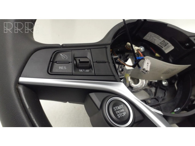 Руль Alfa Romeo Giulia 2016- года 01561262850, 1049922X66H