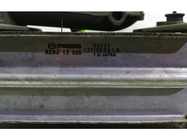 Интеркулер R2AJ13565 Mazda 3 II