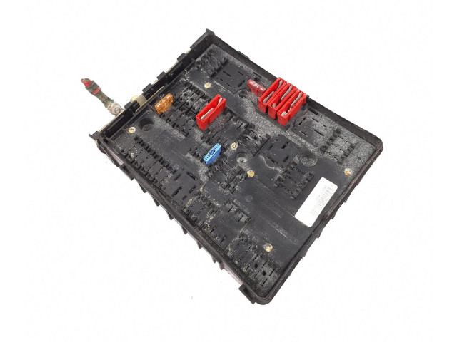 Блок предохранителей 01394932, 013949631C   Audi A3 S3 8P    