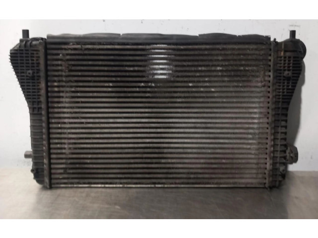 Интеркулер  1K0145803A   Audi A3 S3 8P 