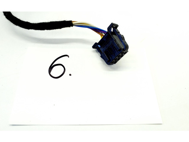 Зеркало электрическое        Skoda Fabia Mk3 (NJ)  2015 - 2021 года   