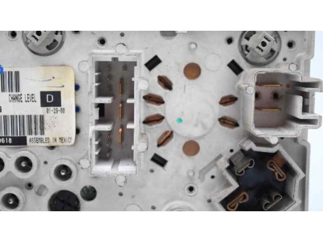 Блок управления климат-контролем P55115904 Jeep Grand Cherokee (WJ)