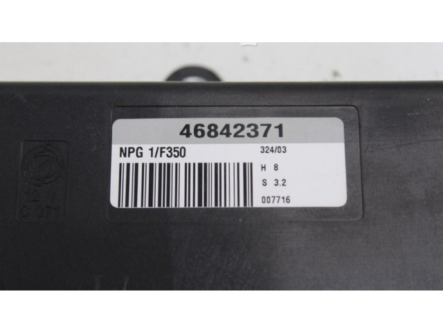 Блок управления центрального замка 46842371, 46842371 Fiat Idea