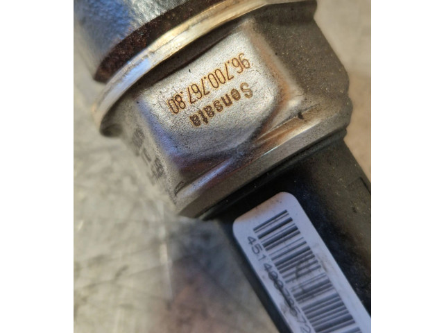 Топливная рампа 9685297580, 140845100 Peugeot 2008 I