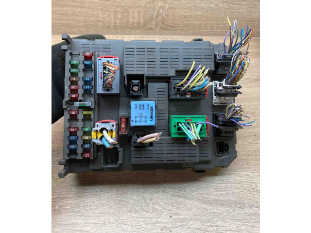 Pojistková skříňka Řídící jednotka BSM 9651938280 Peugeot 807 2000