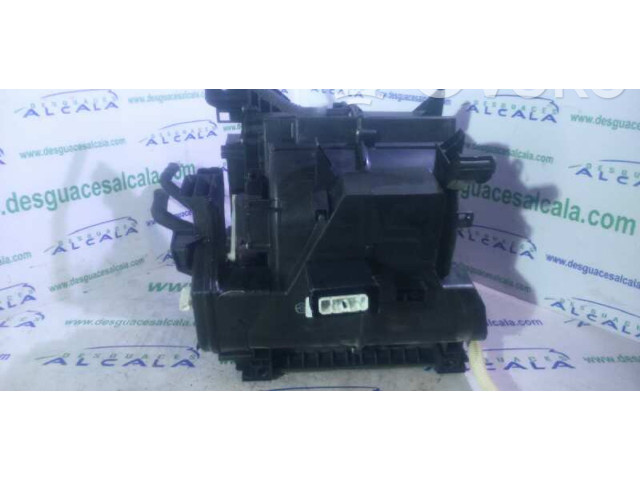 Блок управления климат-контролем    Toyota Corolla Verso E121